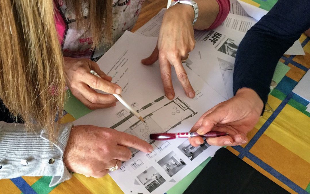 Old age(s) under construction: Sociomaterial analysis of housing innovations design for older people